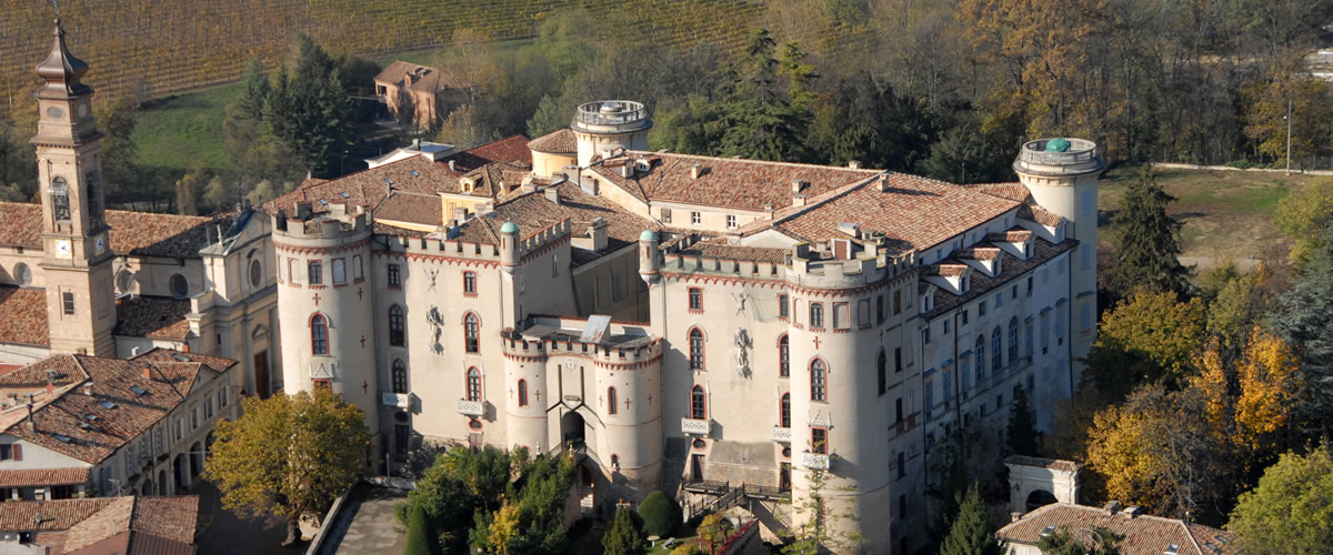 “Abaccabianca” nelle sale del castello di Costigliole d’Asti.